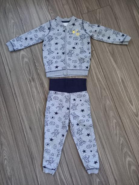 Tepláková súprava -super stav, lupilu,86