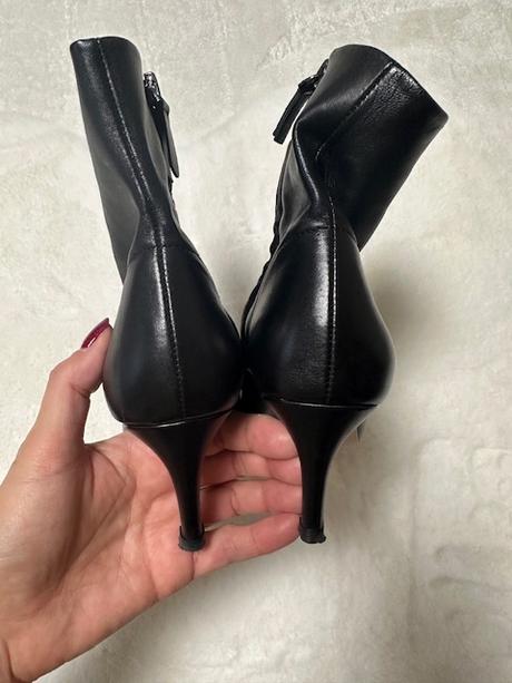 Čierne čižmičky so šnurovaním na zips zn. zara, zara,39
