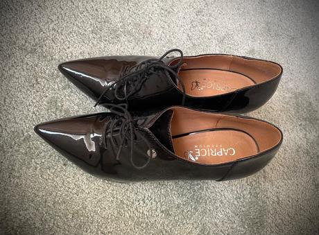 Lakované topánky na podpätku, 40