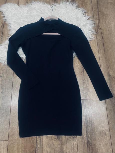 Čierne mini šaty xs/s, s