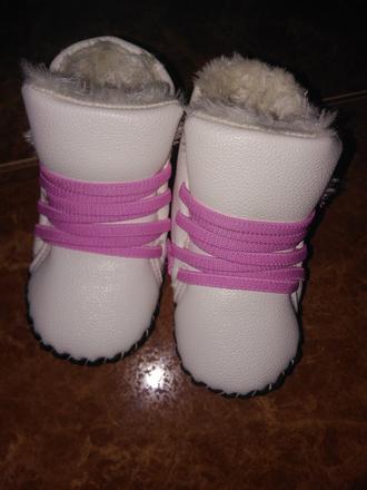 Dievčenské topánky, 21