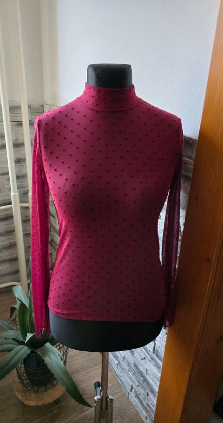 Elegantný priesvitný top s, stradivarius,s