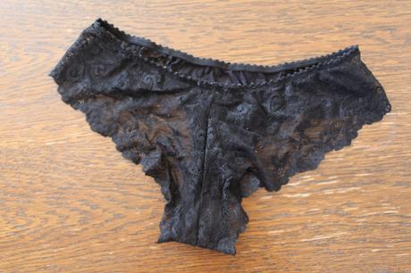 Nenosené čipkované nohavičky, l