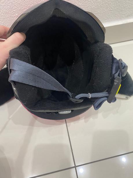 Detská lyžiarska prilba zn. cébé, 