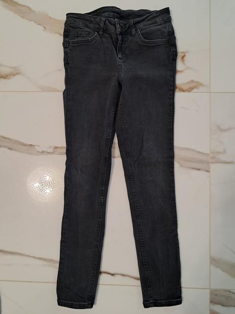 Liu jo rifle, liu jo,28