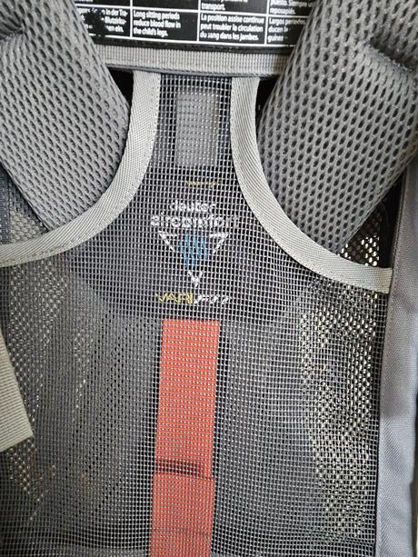 Deuter detský turistický nosič, deuter