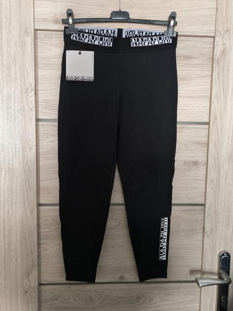 Legíny, napapijri,m