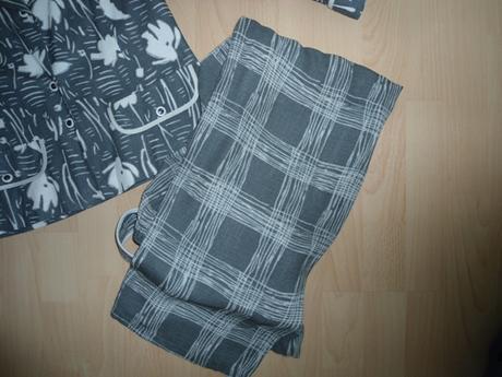 Nohavicovy kostym, s