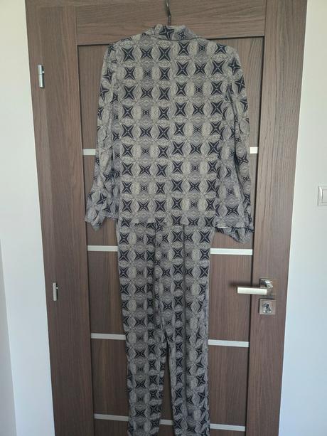 Kostým - sako a overal, 38