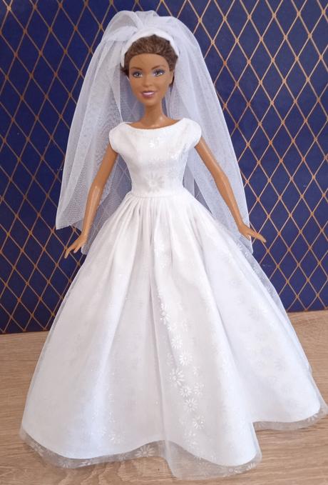 Svadobné šaty pre barbie, 