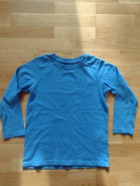 Modrý nátelník, 128