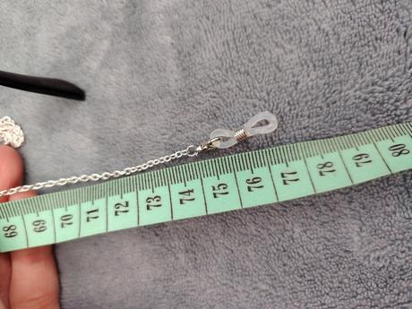 Strieborná ozdobná šnúrka na okuliare, 