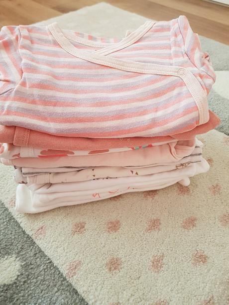 Body s dlhým rukávom, 74