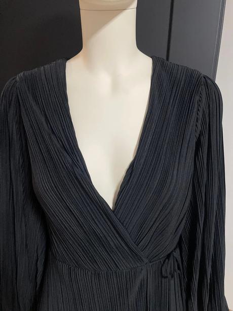 Čierne plisované šaty, h&m,xs