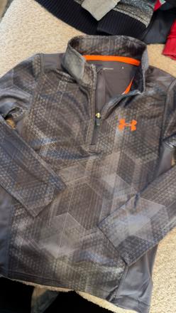 Tenka sportova mikina na zips, under armour,116