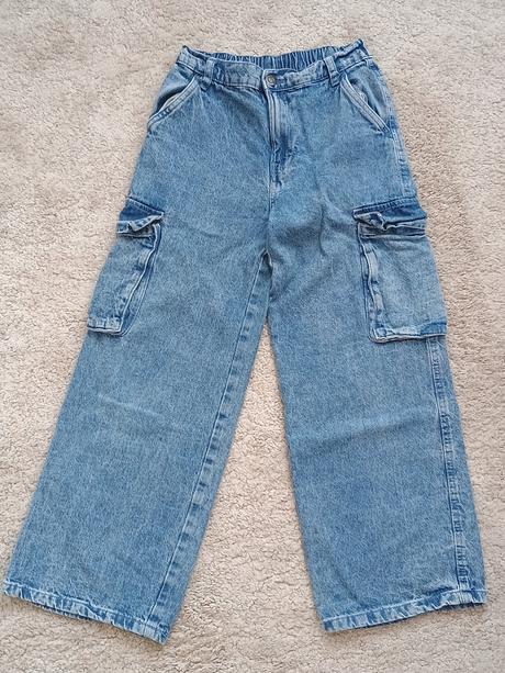 Rifle s kapsami, 146