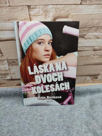 Láska na dvoch kolesách - enja rúčková, 