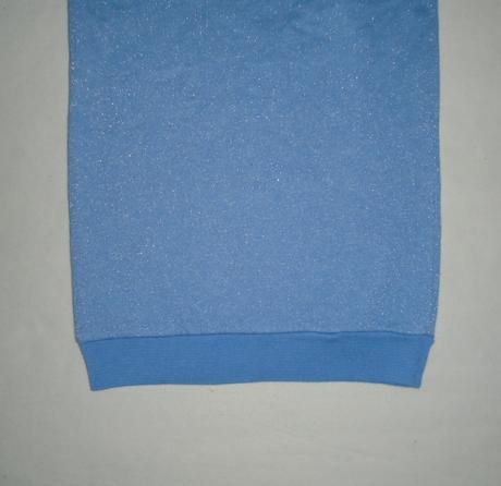 Dlhá mikina na 10 rokov, 140