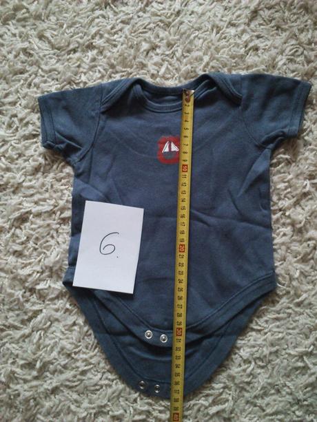 Body s krátkym rukávom, 56