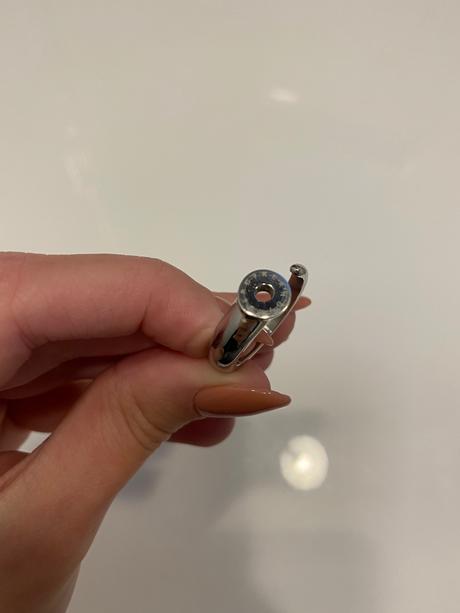 Prsteň dyrberg kern, 