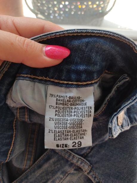 Modre rifle s jemnymi rozparkami, 38