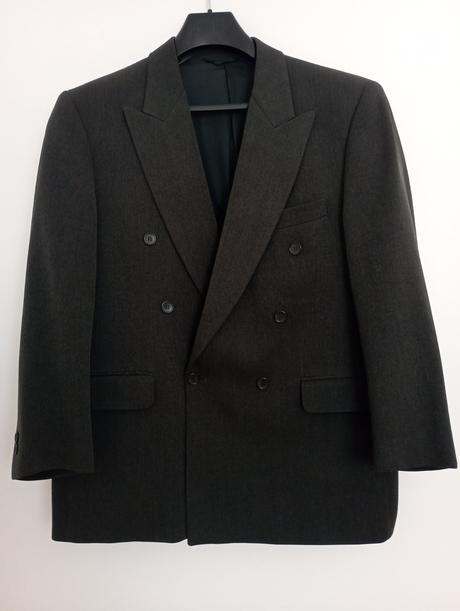 Kvalitný pánsky oblek (už s poštovným), xxl