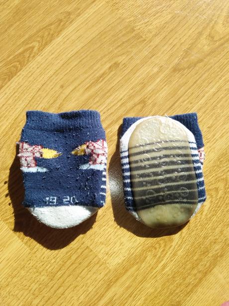 Protišmykové ponožky, 20