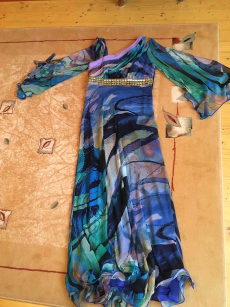 Spolocenske saty, 40