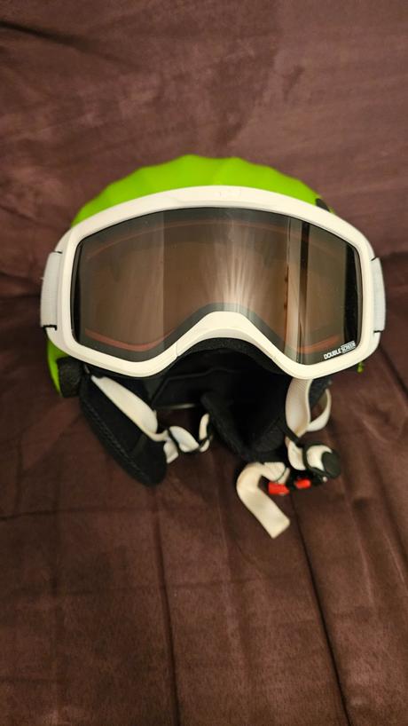 Detska lyziarska prilba s okuliarmi, xs