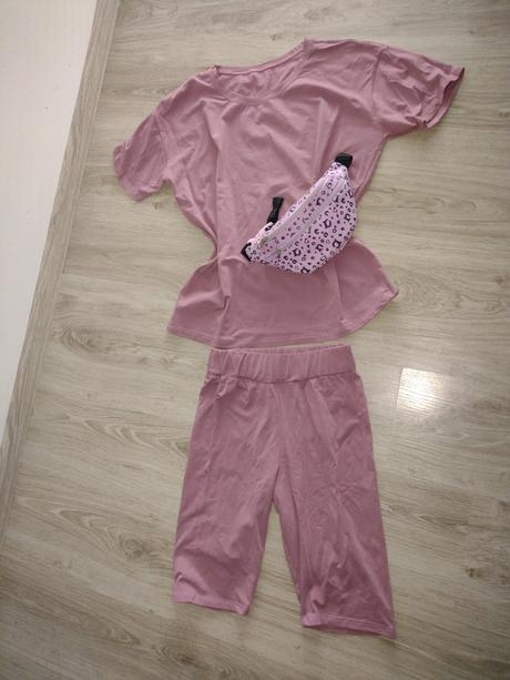 Tričko a kraťasy, s