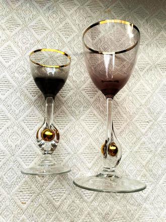 Zlatá zuzana pohár na stopke 2 druhy,