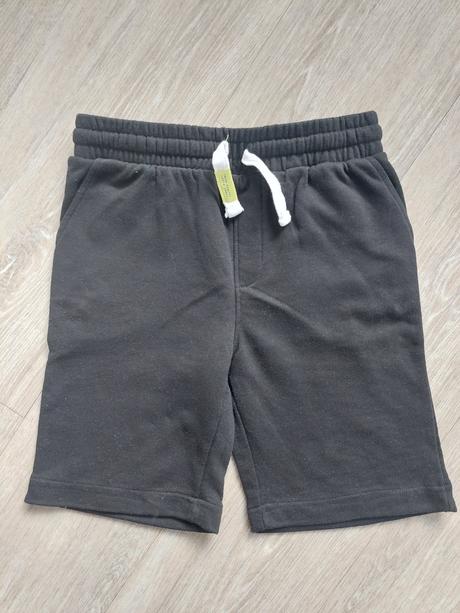 Kratase, reserved,152