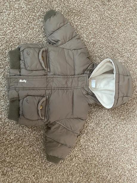 Zimna bunda, f&f, vel. 68, tesco,68