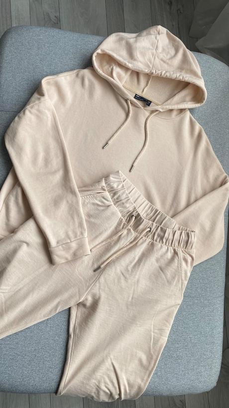 Béžová tepláková súprava, xs