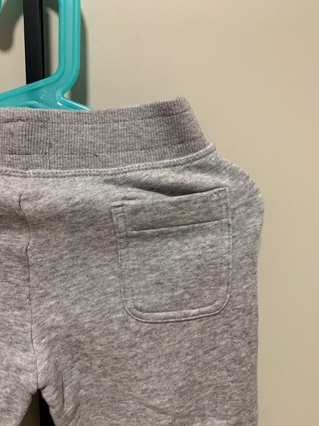 Sivé tepláky s army vzorom na kolenách cherokee, cherokee,104