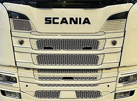 Scania nápis, 