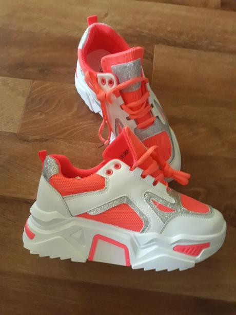 Bielo lososove tenisky 38, 38