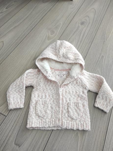 Teplučký svetrík, f&f,80