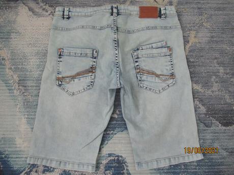 Nukutavake kraťasky, 158