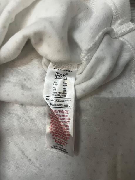 Balík vzorovaných dlhorukavovych body, f&f,74