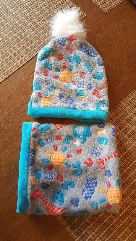 Čiapka a nakrcnik, 104