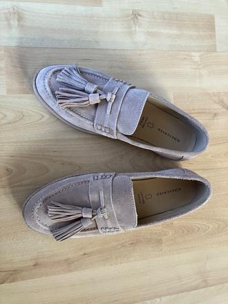 Topanky, reserved,36