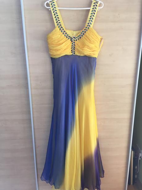 Spolocenske saty, 40