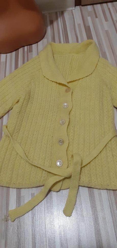 Svetrík s opaskom, 140