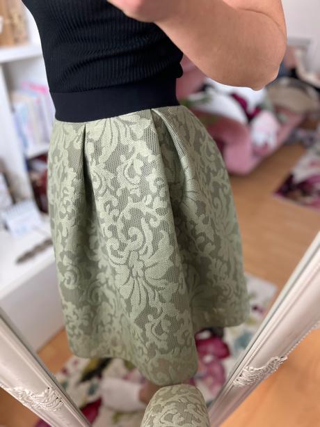 Rinascimento sukňa, s