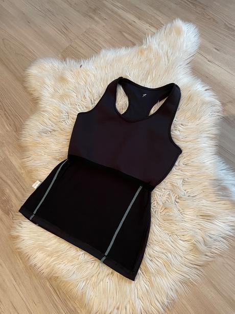 Dámské športové tielko so všitou podprsenkou, m