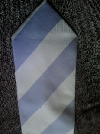 Pruhovana pánska kravata,