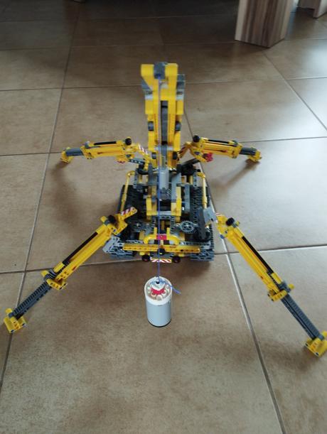 Lego technic žeriav, 