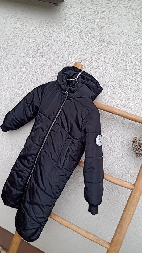 Bunda zn. sinsay s postovnym, sinsay,116