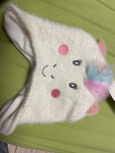 Tepla ciapka vel 52/54, biela, topolino,50